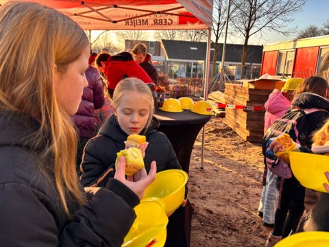 e6d3b966-8bdc-43be-afa6-1126c2ee81e0